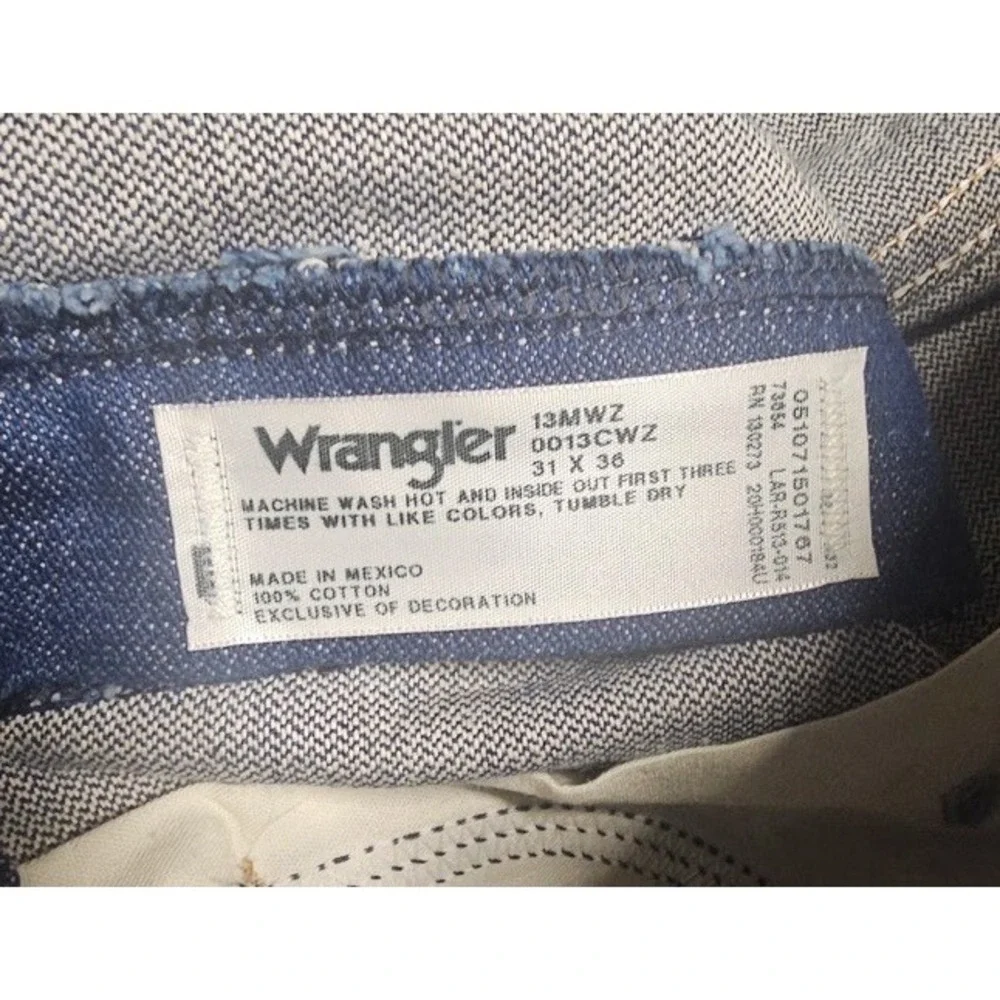 Wrangler red 90s